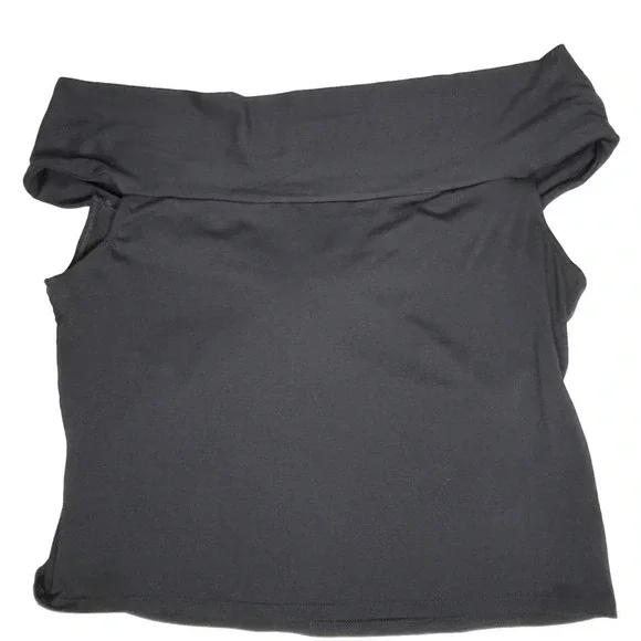 Bailey 44 NWT Black Crop Top with Cowl Neck and White Flower Embellishment Large - Picture 2 of 11